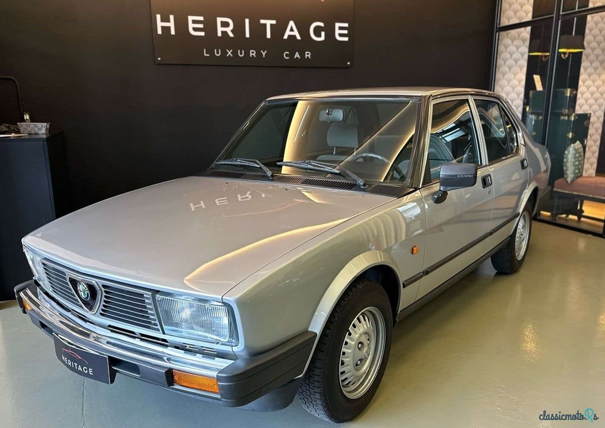 1984' Alfa Romeo Alfetta photo #1