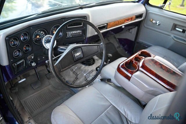 1977' Chevrolet C/K Truck photo #1