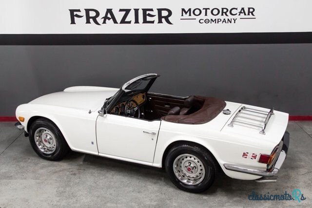 1975' Triumph TR6 photo #6