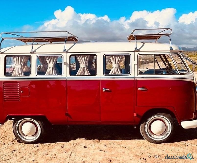 1969' Volkswagen Type 2 photo #2
