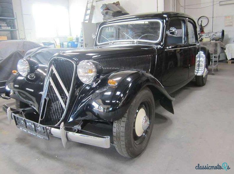 1952' Citroen Traction photo #2
