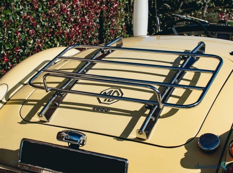 1958' MG MGA photo #4