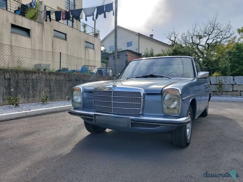 1974' Mercedes-Benz 200 photo #1