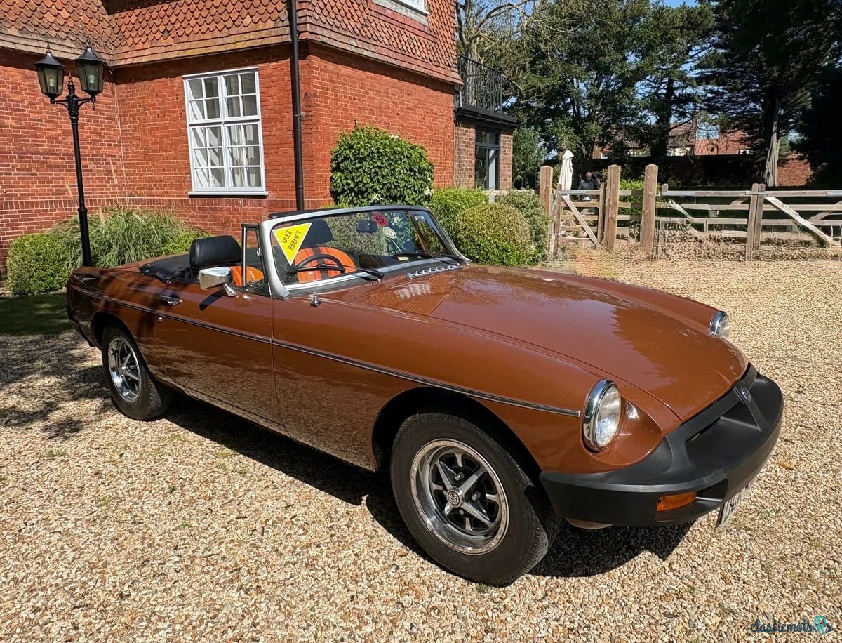 1980' MG MGB photo #2