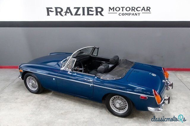 1970' MG MGB photo #5
