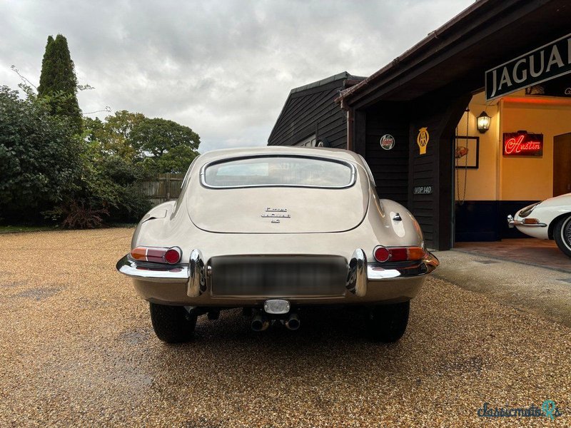 1965' Jaguar E-Type photo #5