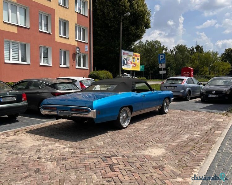 1970' Pontiac Bonneville photo #4