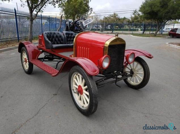 1924' Ford Model T photo #1