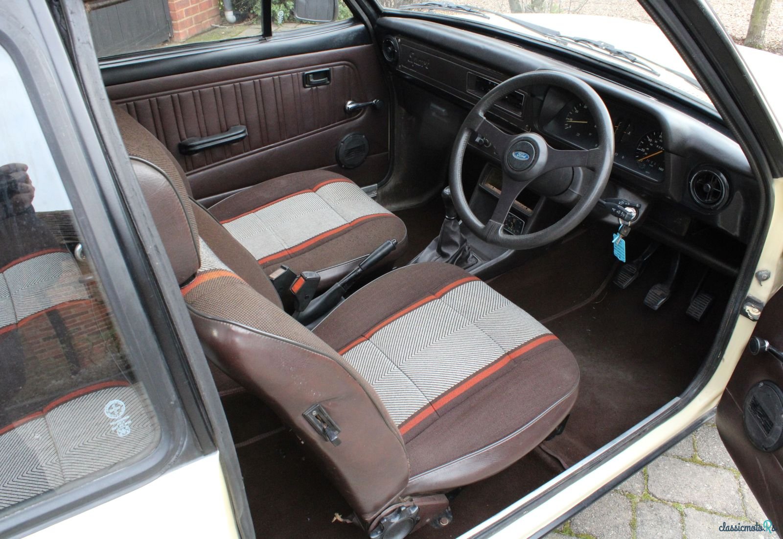 1980' Ford Escort 1600 Sport photo #3