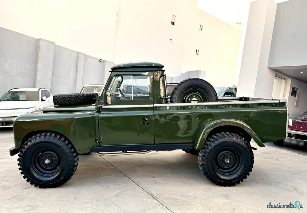 1975' Land Rover Serie III photo #6