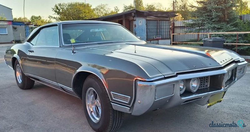 1969' Buick Riviera photo #2