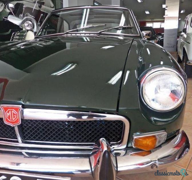 1971' MG MGB Gt photo #3