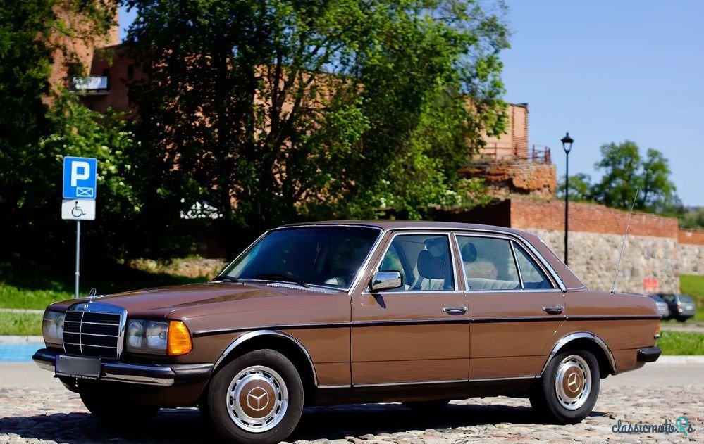 1980' Mercedes-Benz W123 photo #1