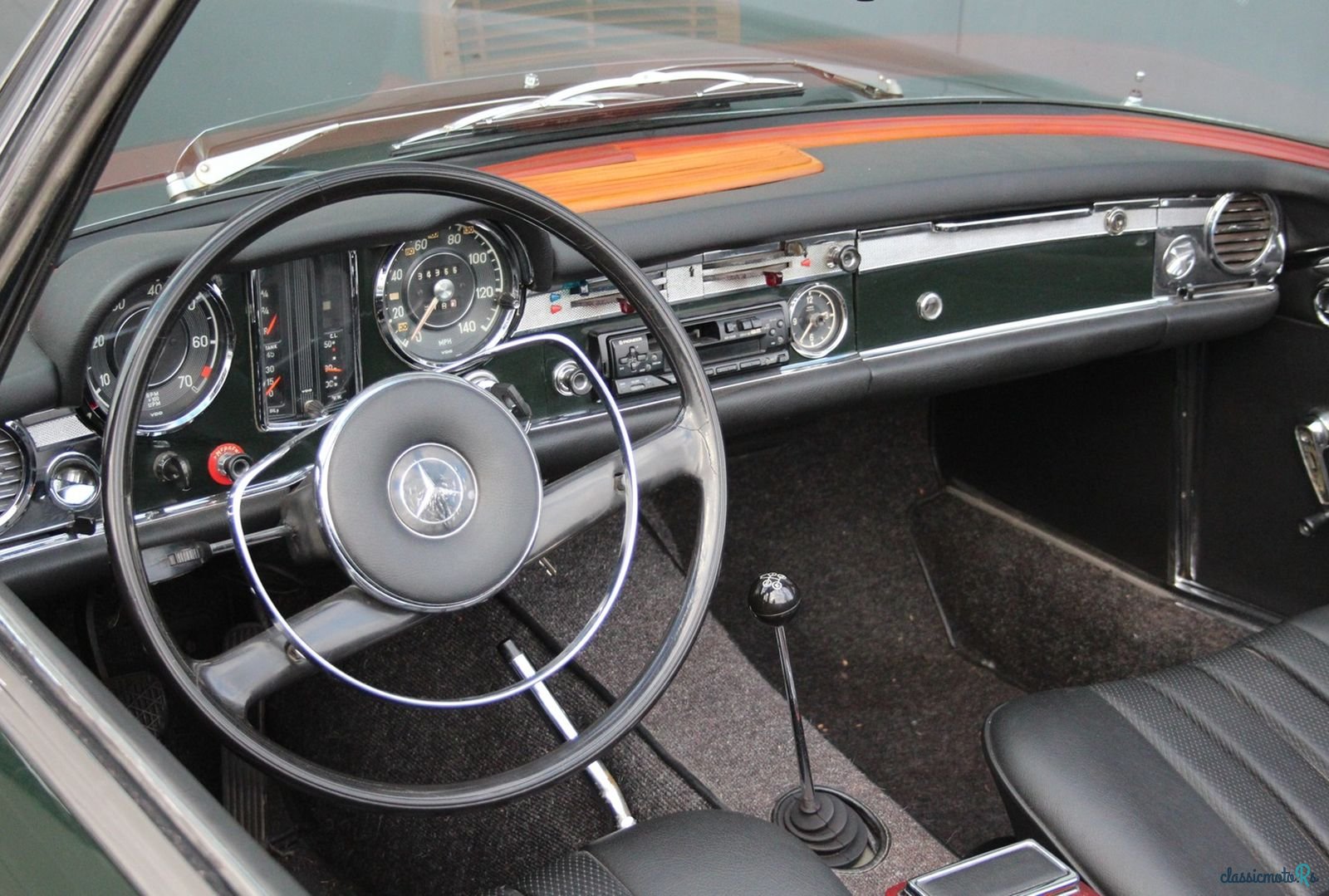 1967' Mercedes-Benz 230 Sl Pagoda photo #3