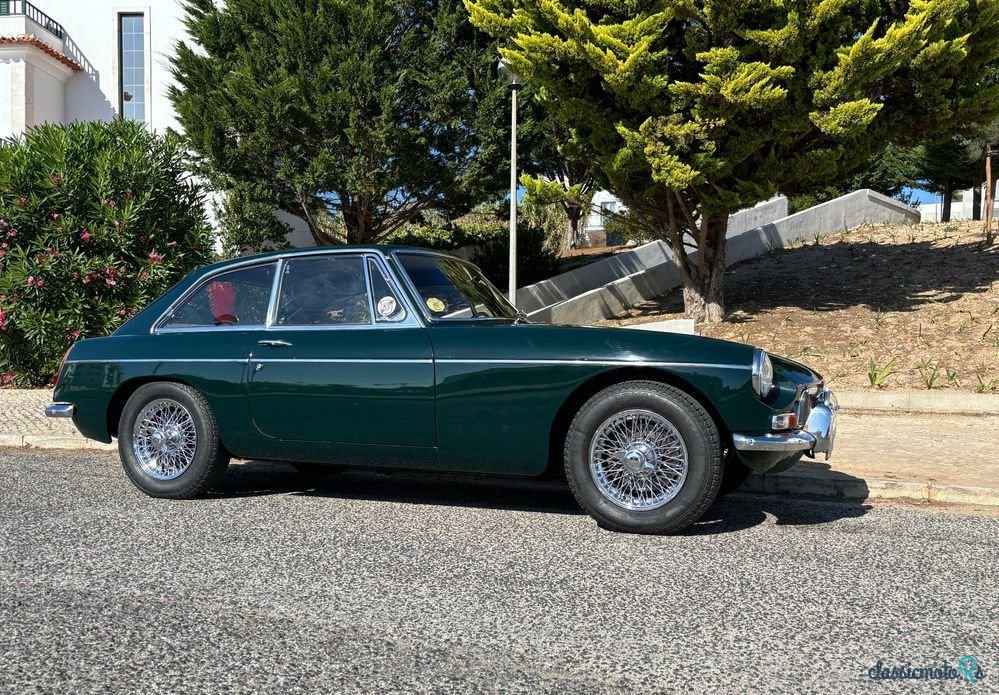 1967' MG MGB photo #2