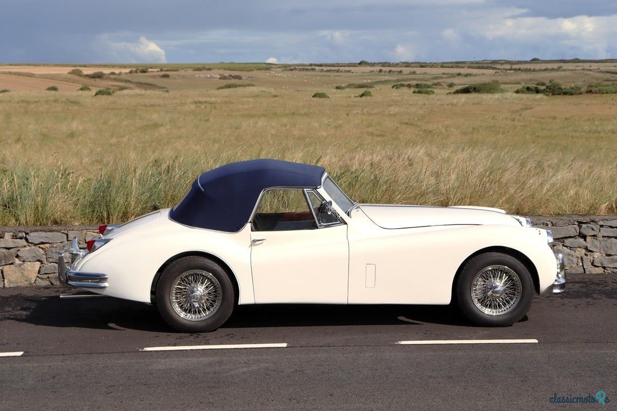 1955' Jaguar Mark IX photo #6