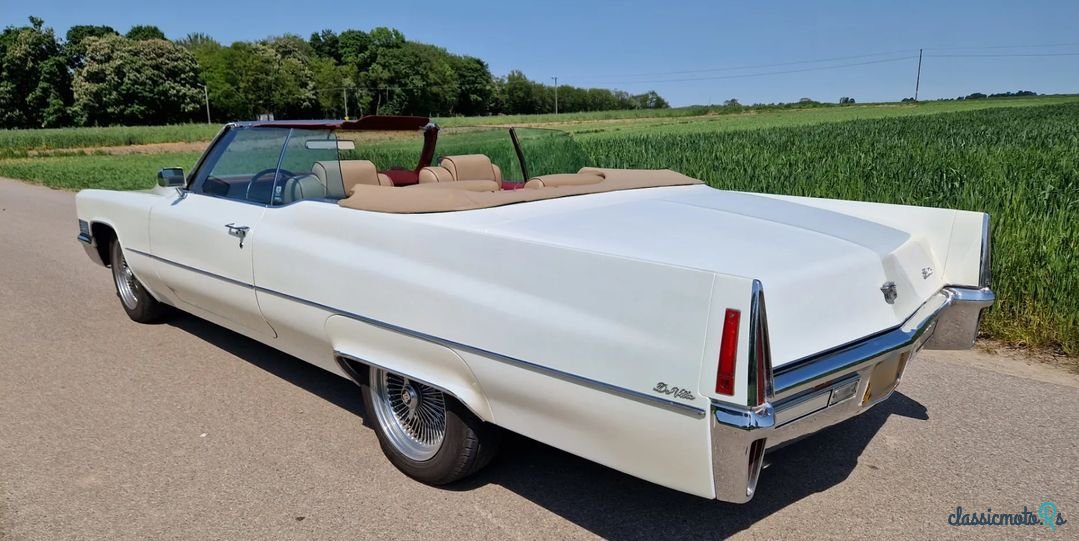 1969' Cadillac Deville photo #2