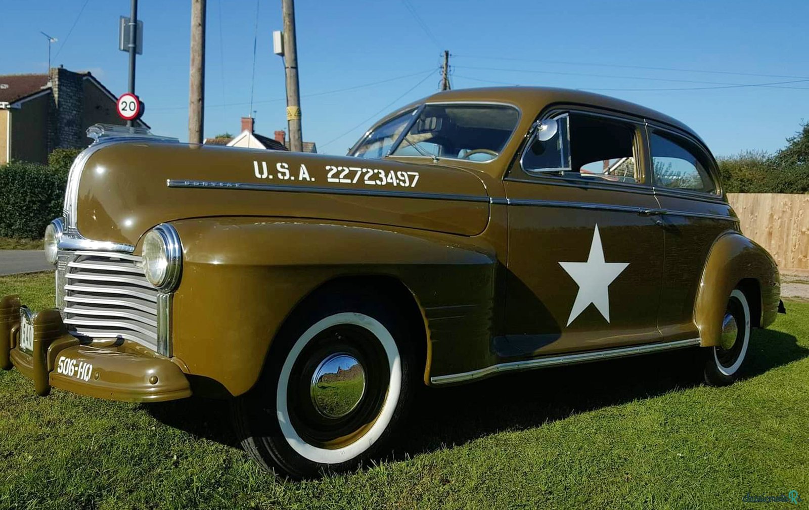 1941' Pontiac Silver Streak photo #1
