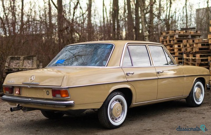 1973' Mercedes-Benz W115 200D photo #4