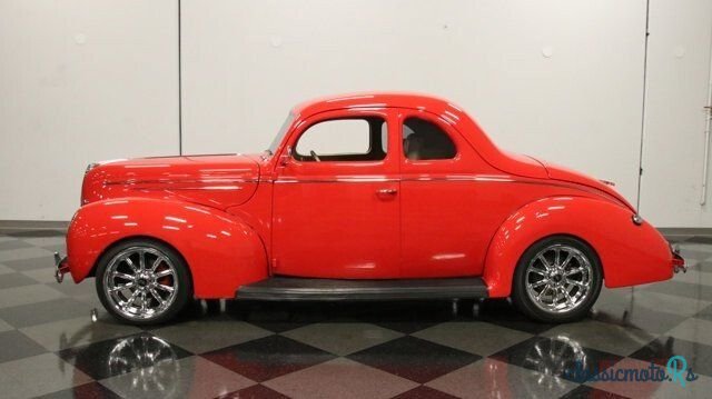 1939' Ford Deluxe photo #2