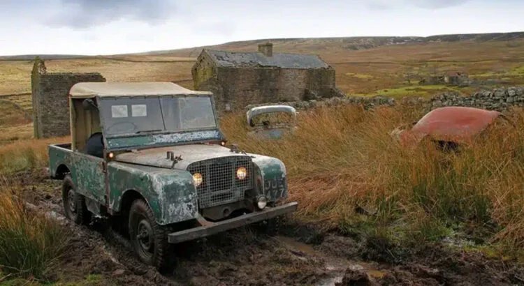 Le Tout Premier Land Rover De 1948 Repart À L'aventure Dans Le Désert !