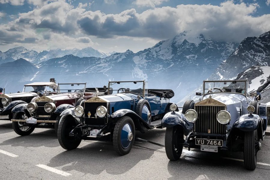 Cтолетние Rolls-Royce преодолели 2600 километров в сложном горном ралли