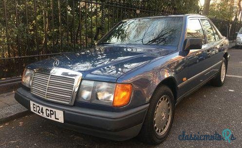 1988' Mercedes-Benz 230 photo #2