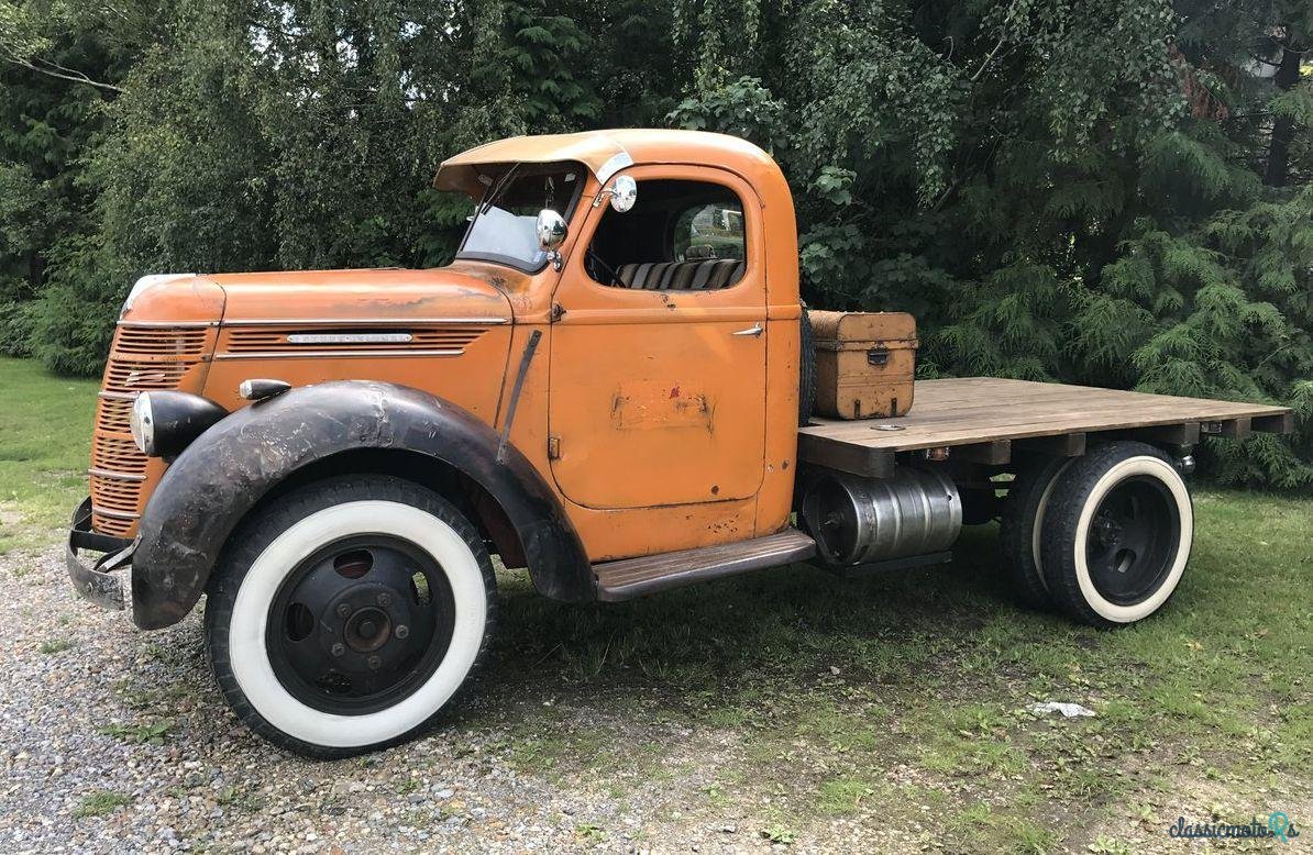 1940' International Harvester photo #1