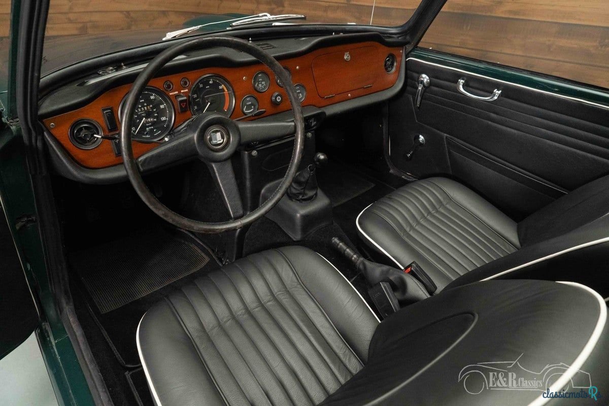 1968' Triumph TR250 photo #2