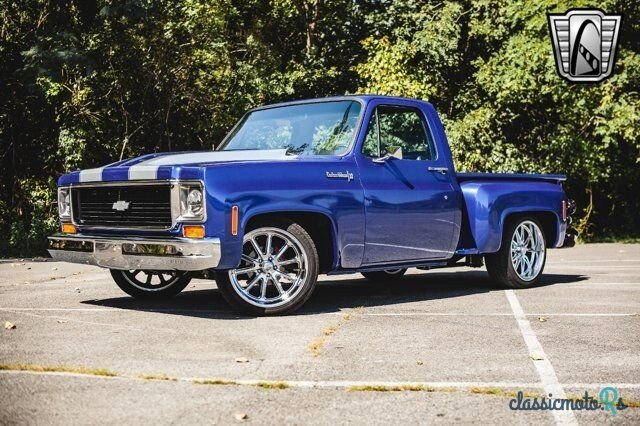 1974' Chevrolet C/K Truck photo #2