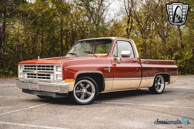 1987' Chevrolet C/K Truck photo #2