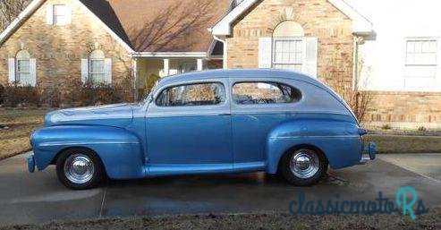 1948' Ford 2Dr Sedan photo #4