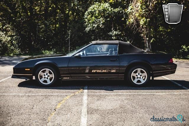 1988' Chevrolet Camaro photo #3