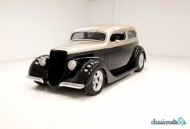 1935' Ford photo #1