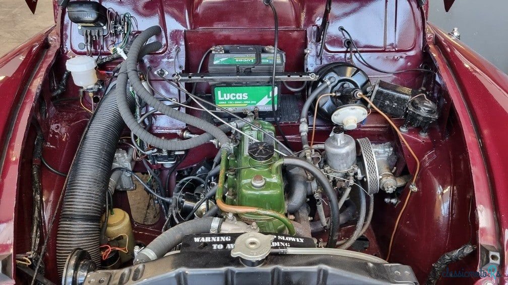 1968' Morris Minor photo #6