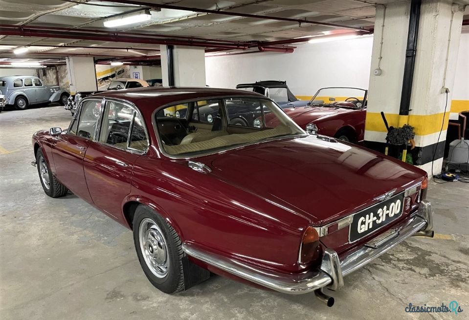 1969' Jaguar XJ photo #6