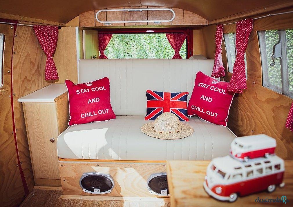 1967' Volkswagen Camper Sundial photo #3