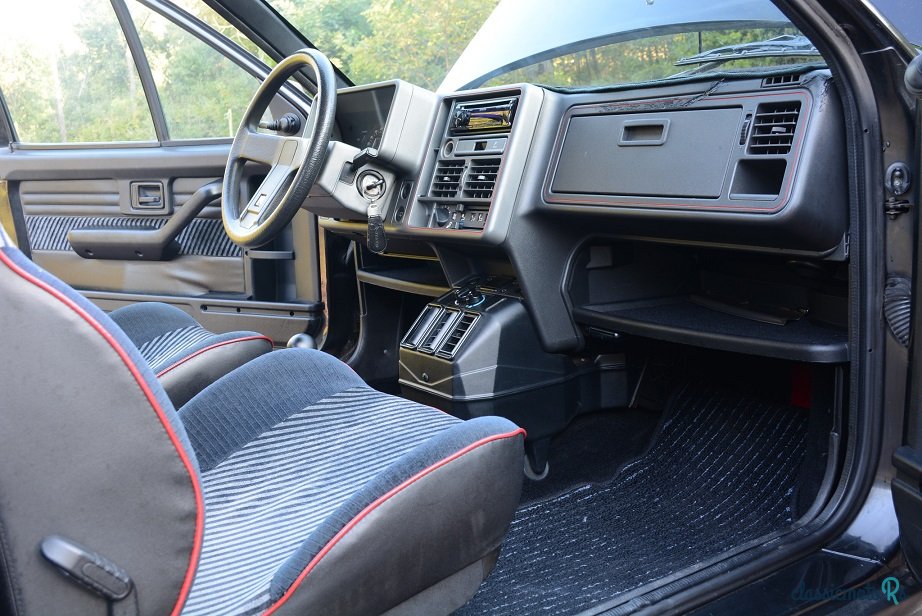 1991' Citroen AX GT photo #7