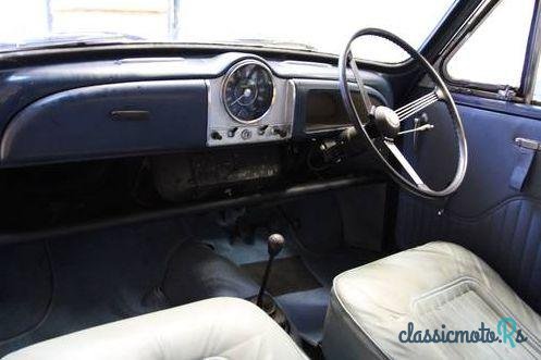 1967' Morris Minor 4 Door photo #5