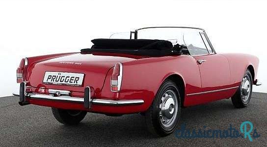 1963' Alfa Romeo Spider photo #3