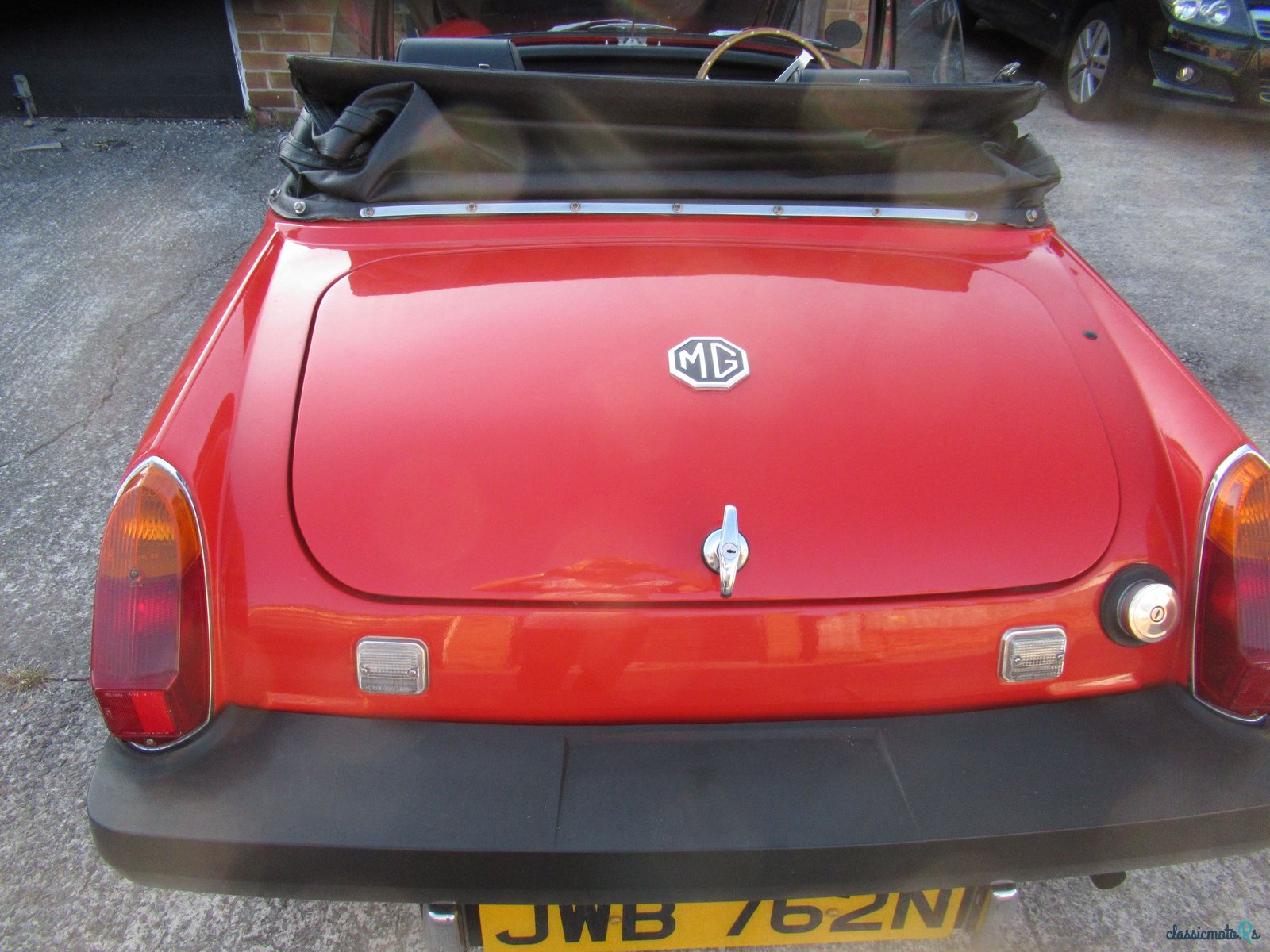 1975' MG Midget photo #4