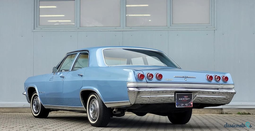 1965' Chevrolet Impala photo #4