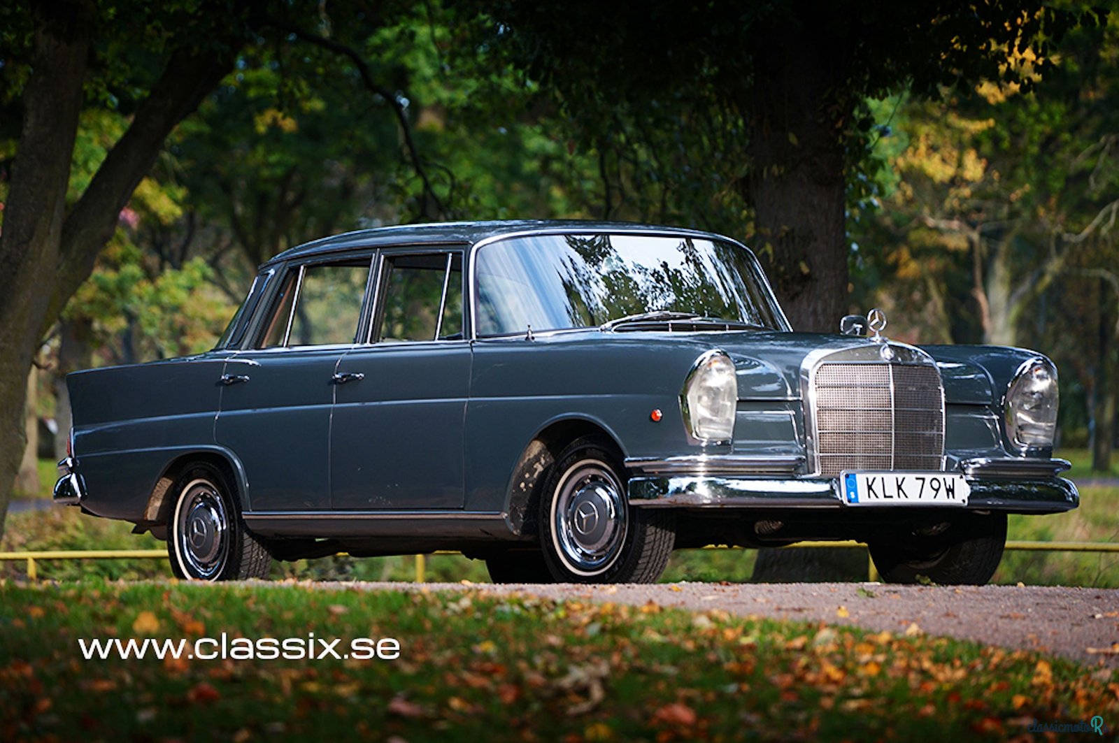 1966' Mercedes-Benz 230 photo #1