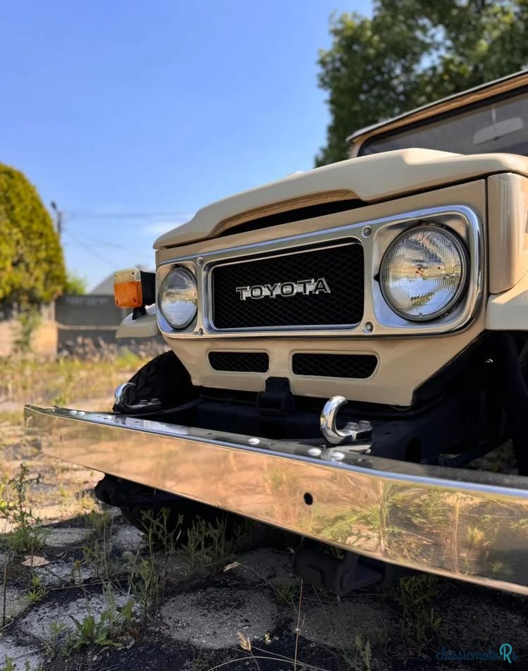 1980' Toyota Land Cruiser photo #3