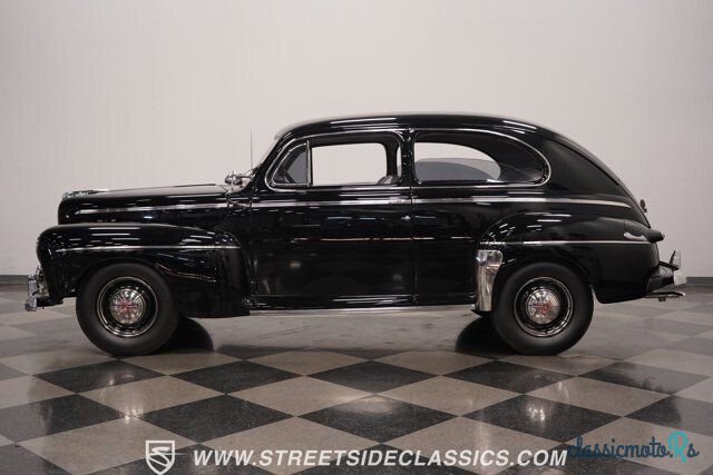 1946' Ford photo #2