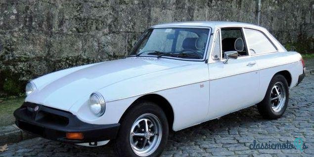 1975' MG MGB Gt photo #2