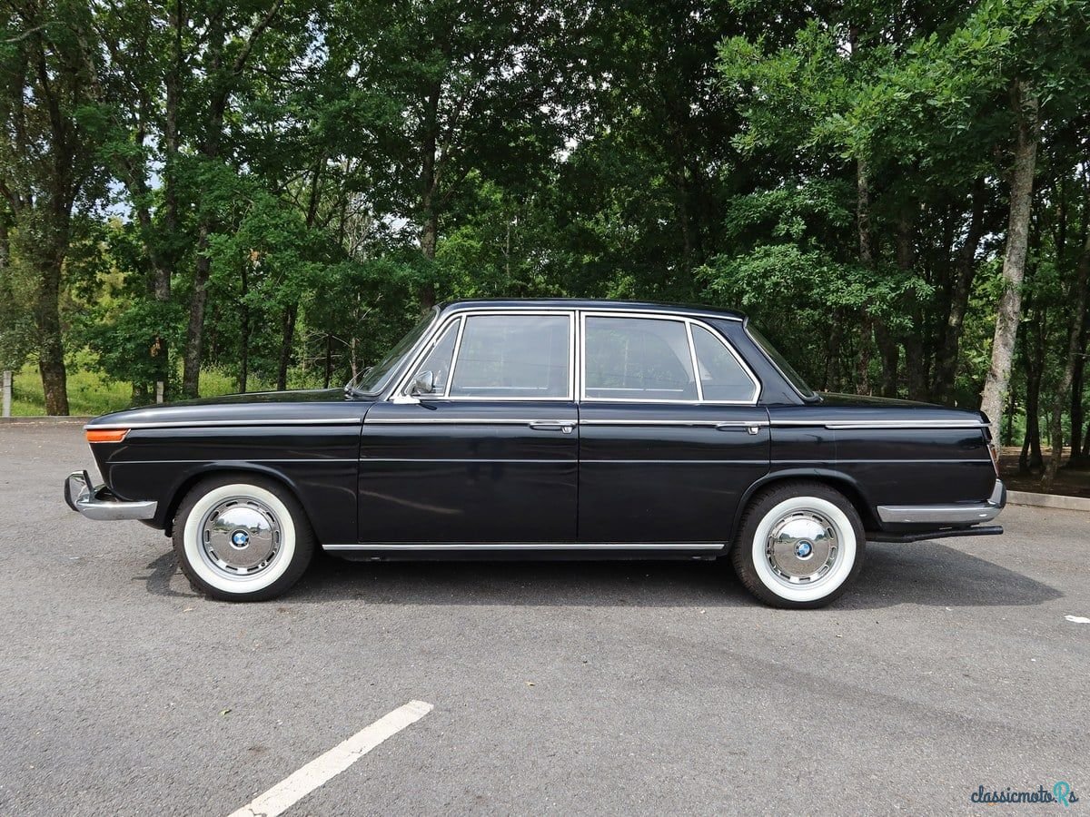 1975' BMW 2000 photo #2