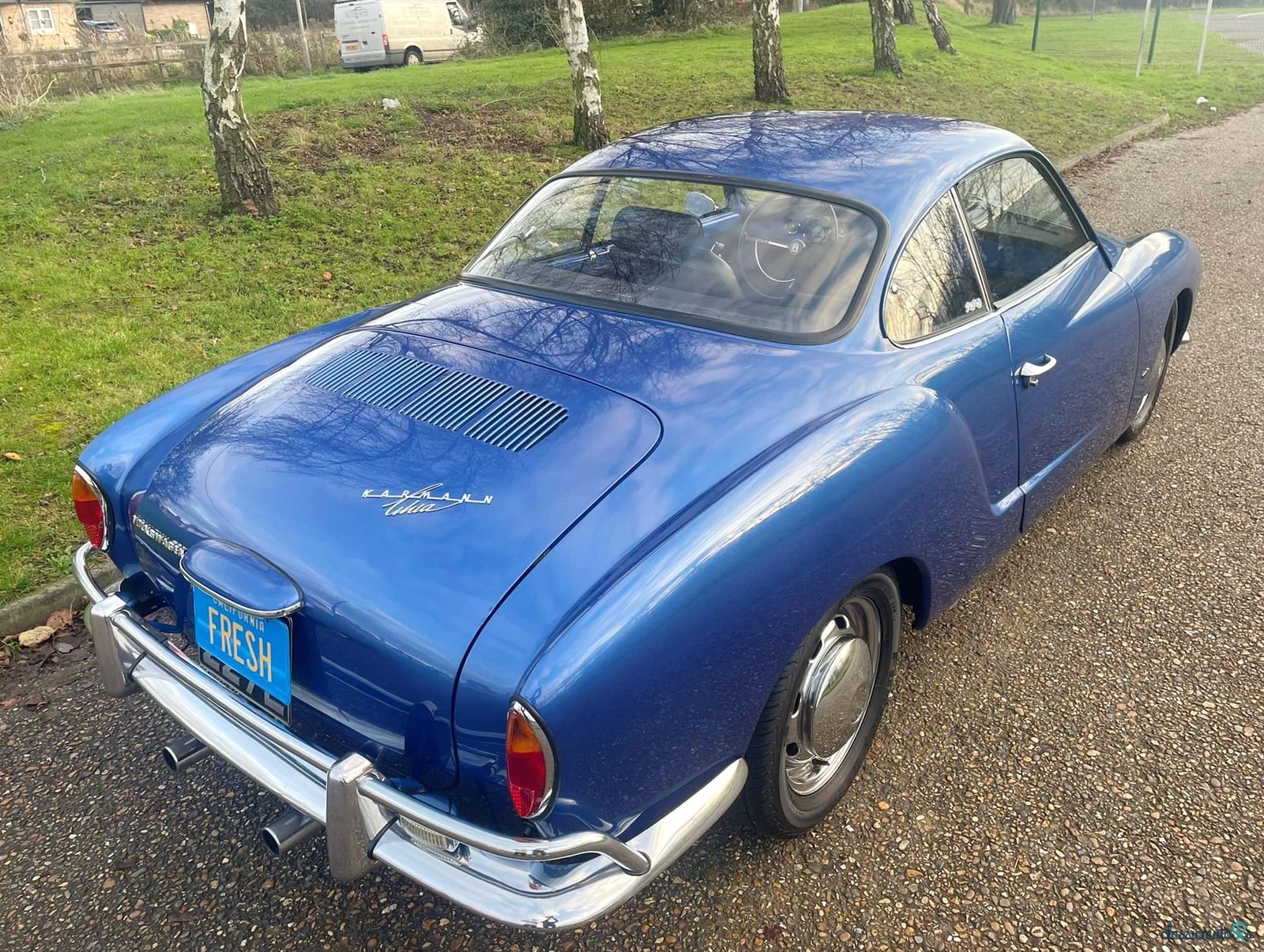 1967' Volkswagen Karmann Ghia photo #5
