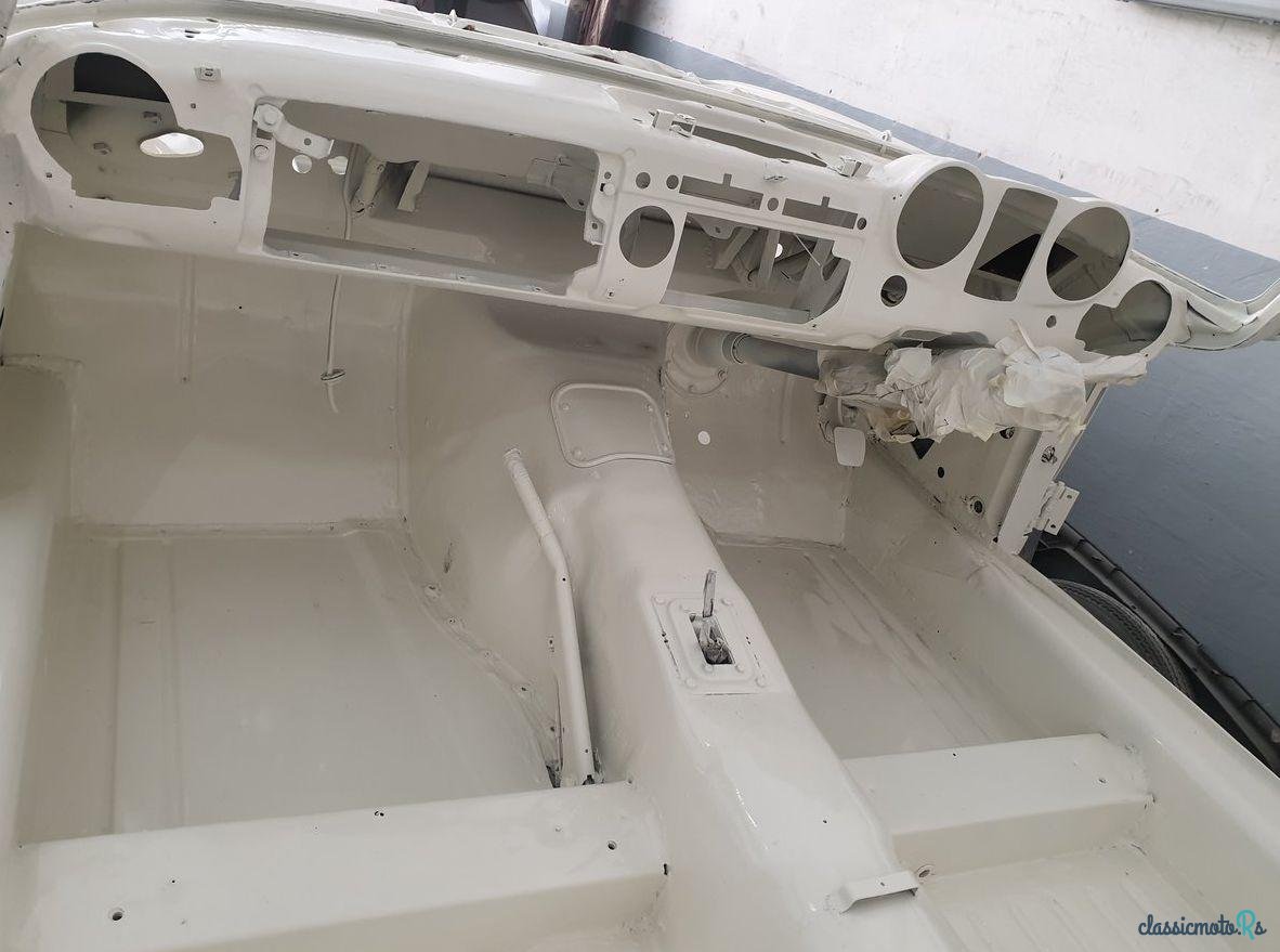 1966' Mercedes-Benz 230 photo #4