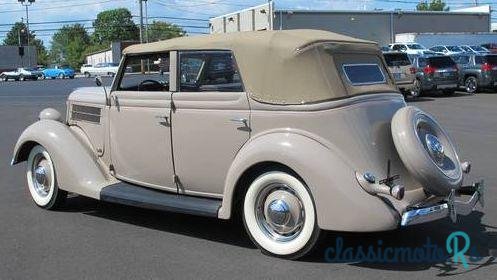 1936' Ford 4 Door Convertible Flathead V8 photo #2